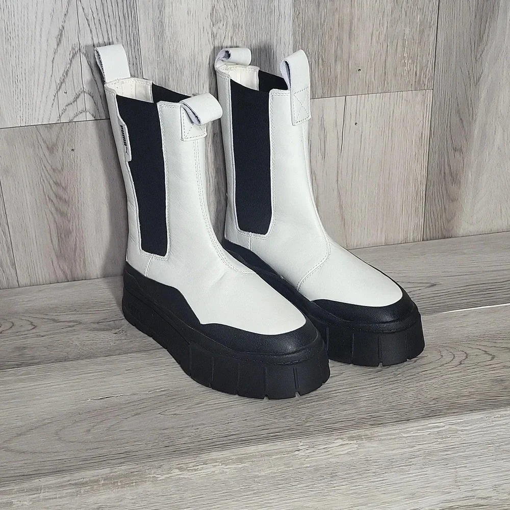 Puma Mayze Stack Chelsea Boots White Black Slip On Womens 5.5‎ Platform Mod